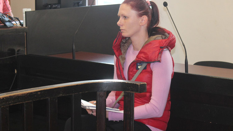 Prodávala kradené železo, teď už raději pracuje