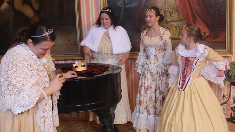 Na zámku pod Kosířem provedli životem sv. Václava