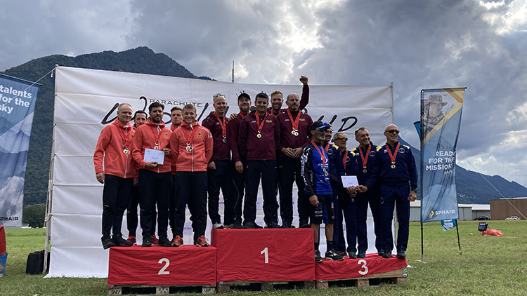 AKTUALIZOVÁNO: Parašutisté vyhráli v týmech  celkové pořadí letošního Světového poháru!