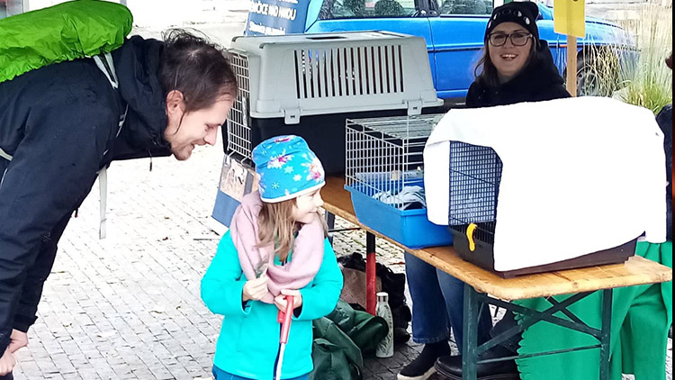 AKTUALIZOVÁNO: Déšť lidi neodradil: na Dni stromů se i tančilo