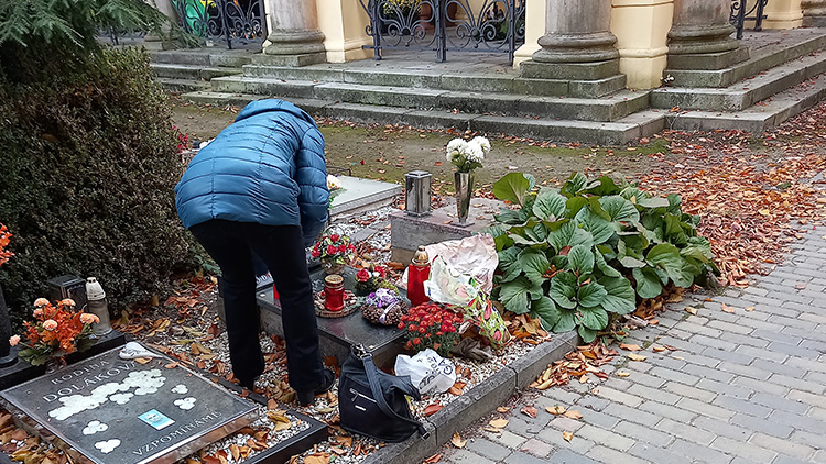Policie nabádá k obezřetnosti během Památky zesnulých