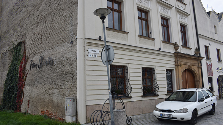 Restaurace Four stories u tržnice SKONČILA