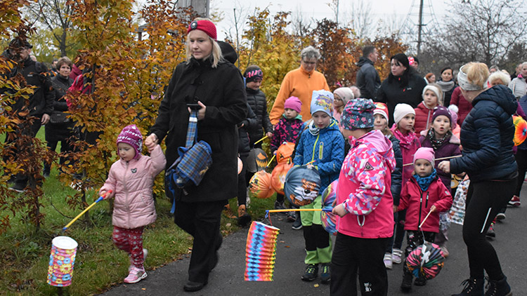 Vrbátky slavily republiku i Halloween