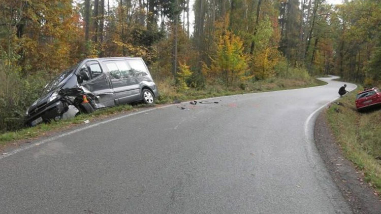 Dostal smyk a u Seče  napálil do dodávky