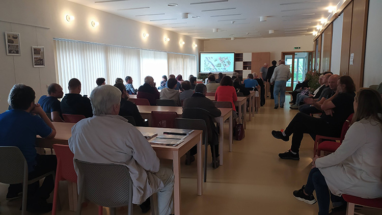 Dlažba na konickém náměstí se změní. Bude ze žuly