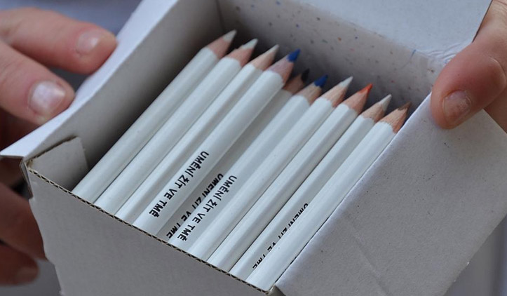 Sbírka SONS Bílá pastelka  vynesla v Prostějově přes 50 tisíc korun