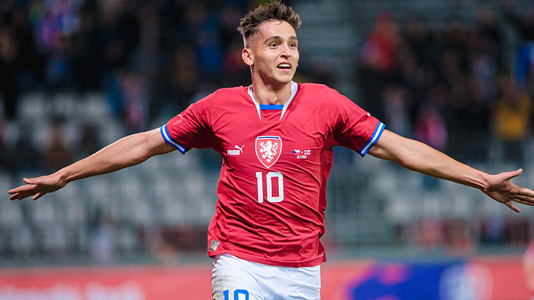 Snový debut Mojmíra Chytila  „doma“ a poločas v Turecku