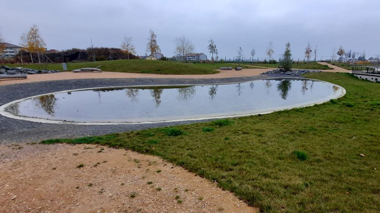 Retenční nádrž v Mládkových sadech už plní svou funkci