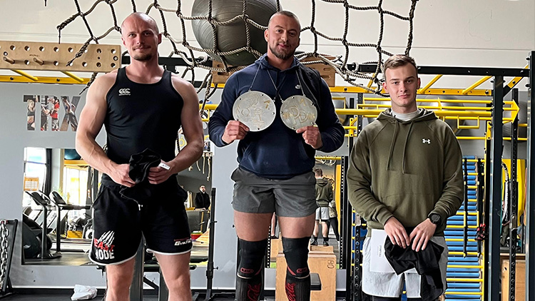 V souboji siláků zvítězil Jan Obr