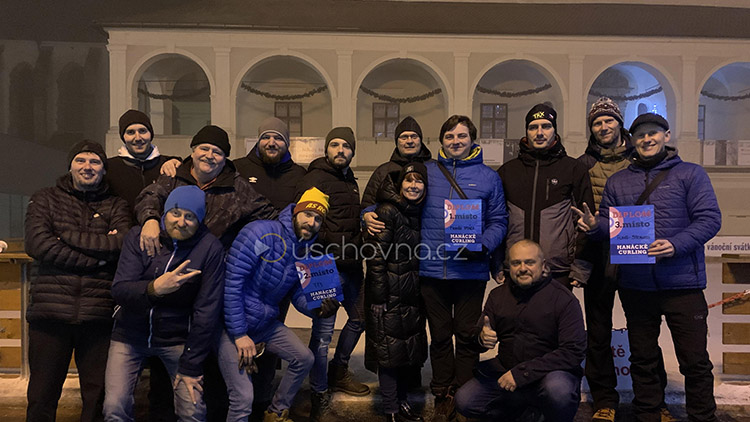 Rekordní Hanácké curling vyhráli Modří ptáci