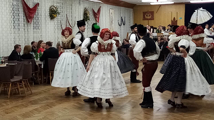 Hanácké bál v Kralicích nadchl