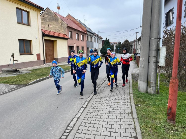 Cyklistická mládež TUFO PARDUS absolvovala  společný tréninkový kemp DOMA V PROSTĚJOVĚ