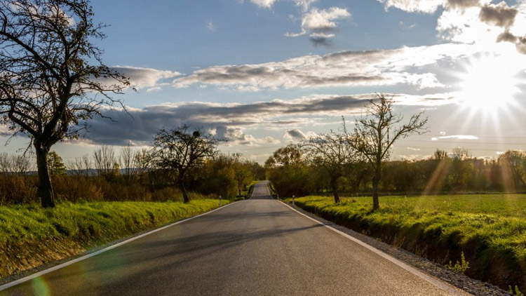 Na opravy silnic půjde letos více peněz