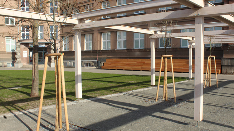 Magistrát získal peníze  na úpravy „Husáku“