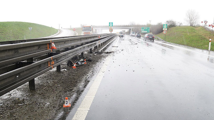 Dvě nehody kousek od sebe ve čtvrtek třináctého