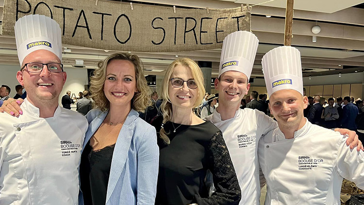 V Praze se konala nejprestižnější gastronomická soutěž světa: A kuchaři z „Běláku“ byli u toho!