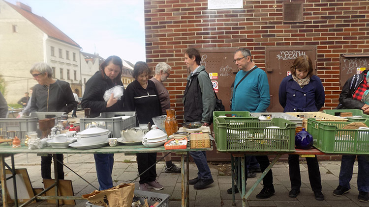 „BLEŠÁK“  na tržnici opět táhl