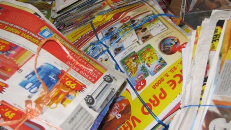 Školy už starý papír vybírat nebudou. Soutěž byla zrušena