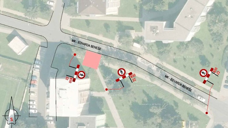 Pozor: uzavírka chodníku na ulici E. Beneše