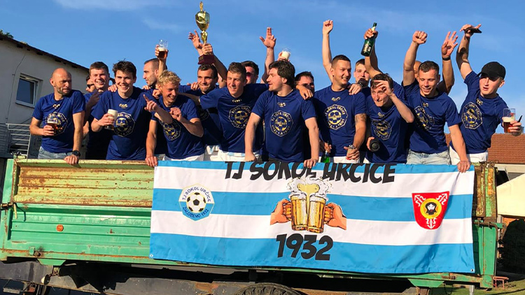 Určice dojely do přeboru na traktoru!