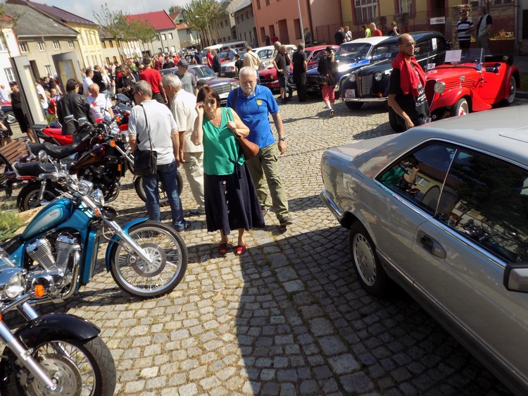 Auto a motoveterány brázdily PROSTĚJOVSKÝ REGION