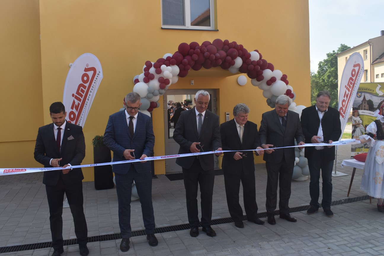 Domov u rybníka ve Víceměřicích se dočkal