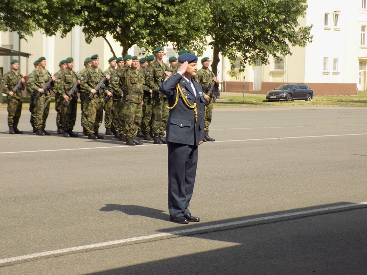 Velitel vojenských dronů předal funkci nástupci