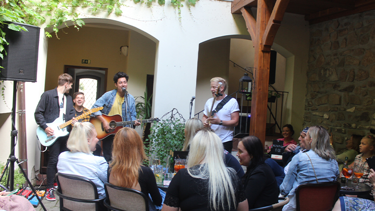 Malebným prostorem prošly  malé prostějovské dějiny