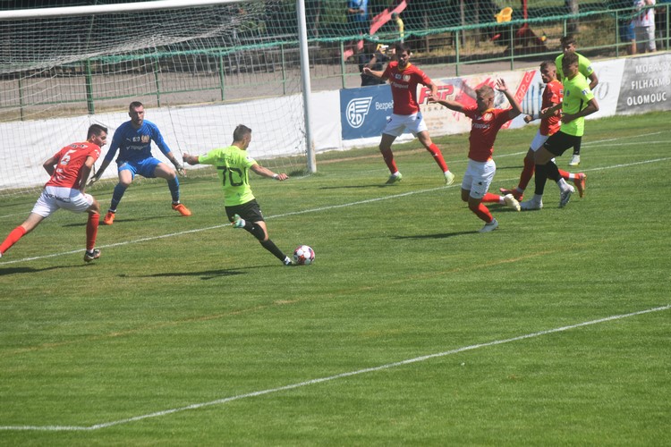 Úspěšný závěr přípravy: eskáčko si vyšláplo na Zbrojovku