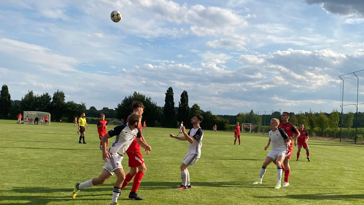 Kostelec nedal Holici šanci  A může se těšit na další kolo Mol Cupu