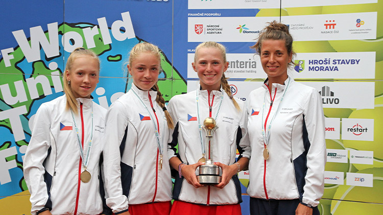 Těžká obhajoba dívčího zlata