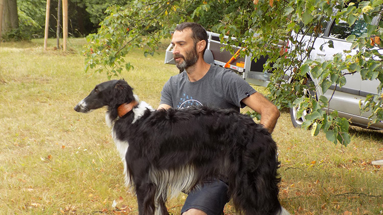 Park zámku v Čechách pod Kosířem se vrátil do časů štvanic