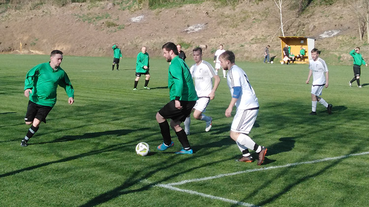 Tři a půl nováčka v „áčku“, potvrdí předpoklady Výšovice s Tištínem?