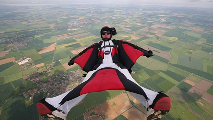 Parašutistická  soutěž ME a SP  v Prostějově  se vydařila