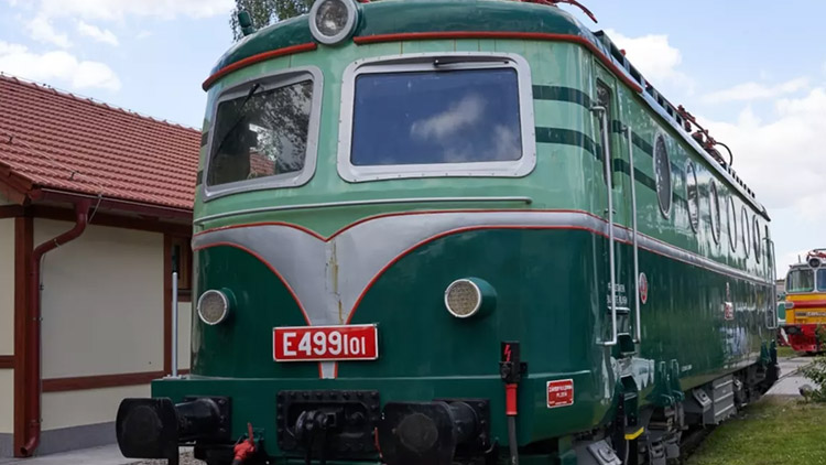 Mašinka od nádraží je perličkou muzea v lužné