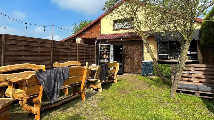 Udavač může slavit. Oblíbený samovýčep v Rakové částečně uzavřela inspekce