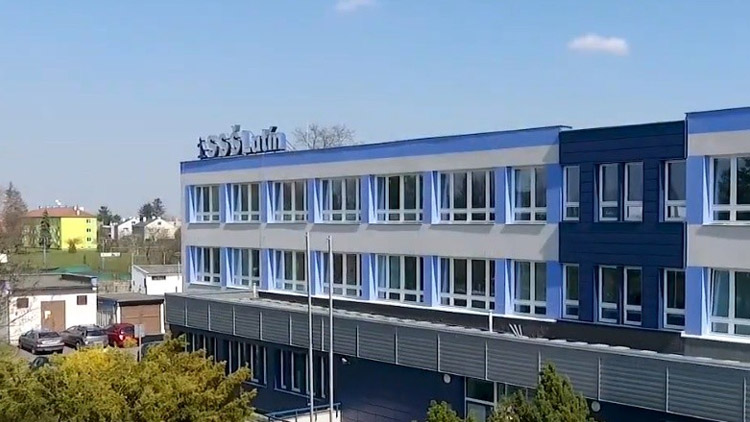 SIGMUNDOVA STŘEDNÍ STROJÍRENSKÁ ŠKOLA LÁKÁ NA PERSPEKTIVU