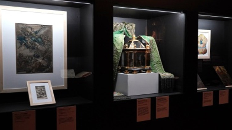 Vlastivědné muzeum v Olomouci představí historická žezla, zakládací listinu a další unikátní exponáty k výročí olomoucké univerzity