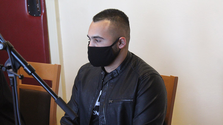 Okradl vlastního dědu, teď skončil ve vězení