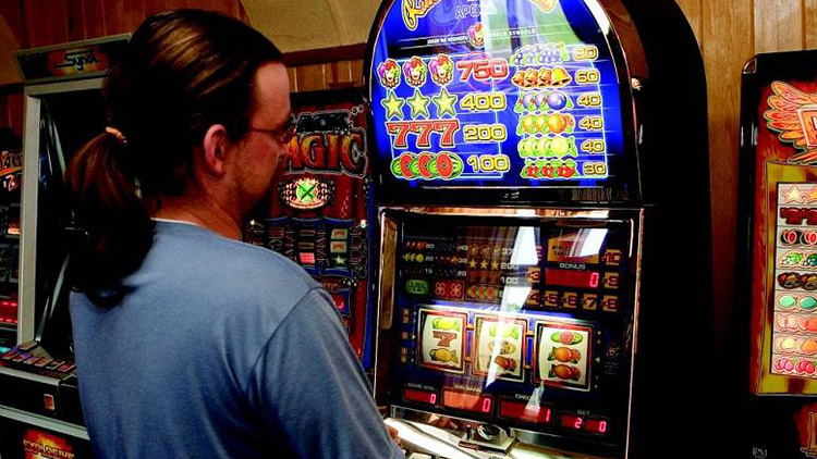 Za půl roku přiteklo do městské kasy 48 milionů z hazardu!