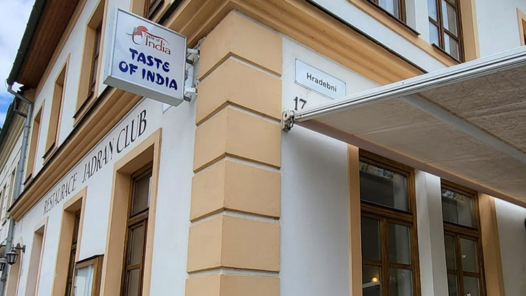Místo Jadranu  otevřely chutě Indie