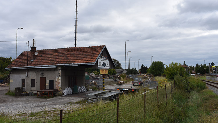Supermarket v Kostelci dostane zelenou