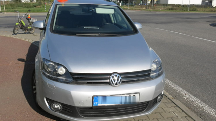 Rovně do Rovné ulice viník neprojel...