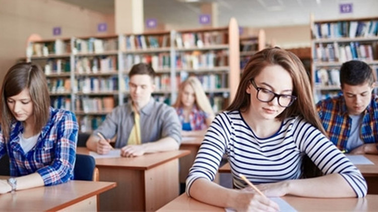 Dojde ke zrušení devátých tříd ZŠ?