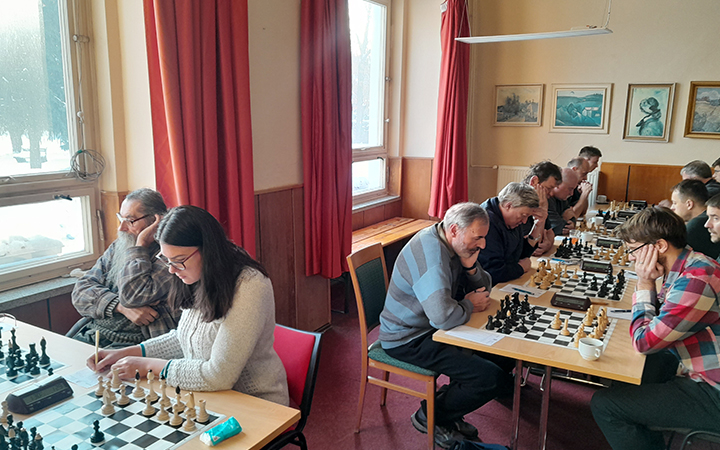 Šachisté Rošády Prostějov hráli zápas v Lázních Slatinice