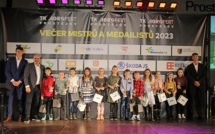 Desítky oceněných tenistů, trenérů a členů realizačních týmů