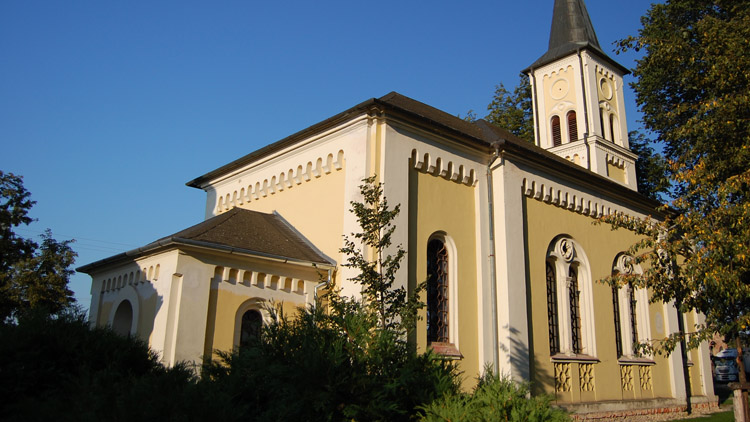 Se silnicí opraví i kus vesnice  