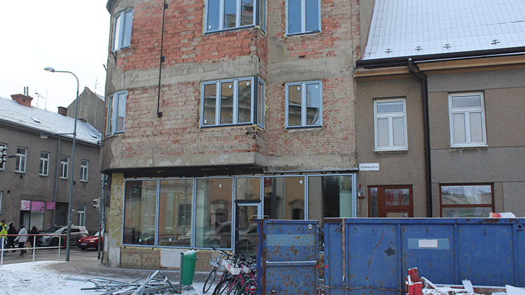 Dům hrůzy na Újezdě změnil majitele