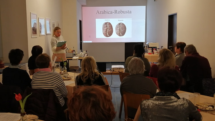 V čelechovické knihovně  se besedovalo o kávě