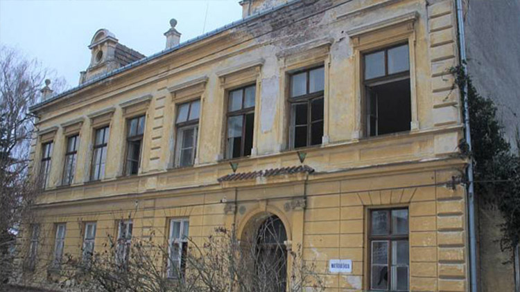 Škola se bourat nebude!